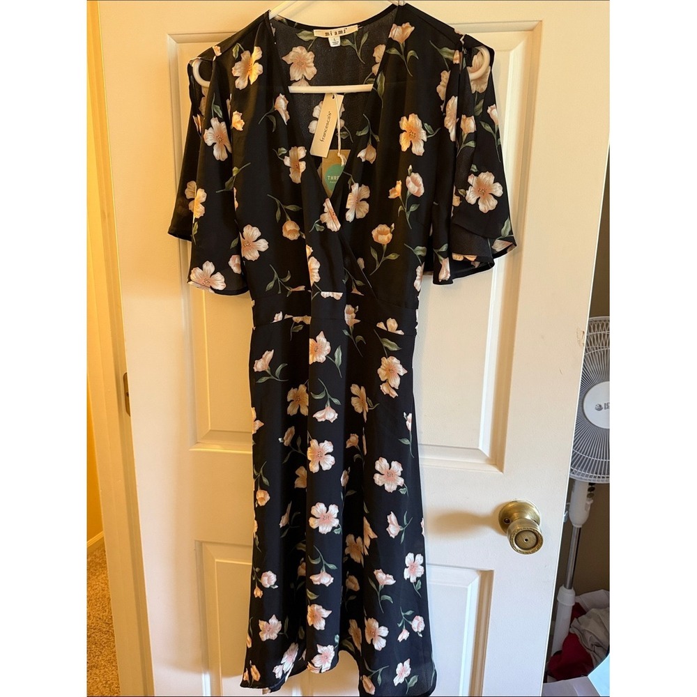mi ami Black Floral V-Neck Midi Dress Flutter Sleeve Large